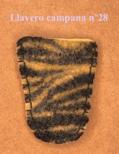 Llavero campana nº28, fieltro, 11,5 x 8cm